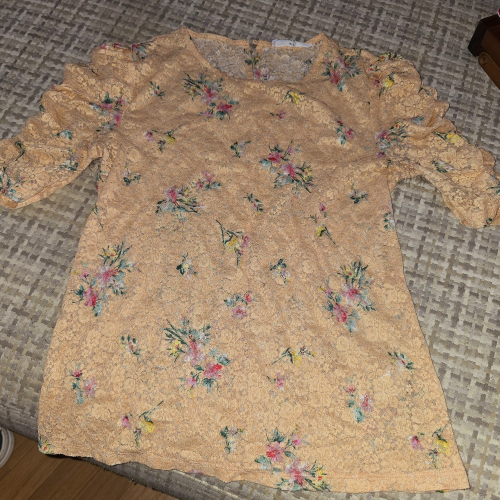 Floral Lace Blouse